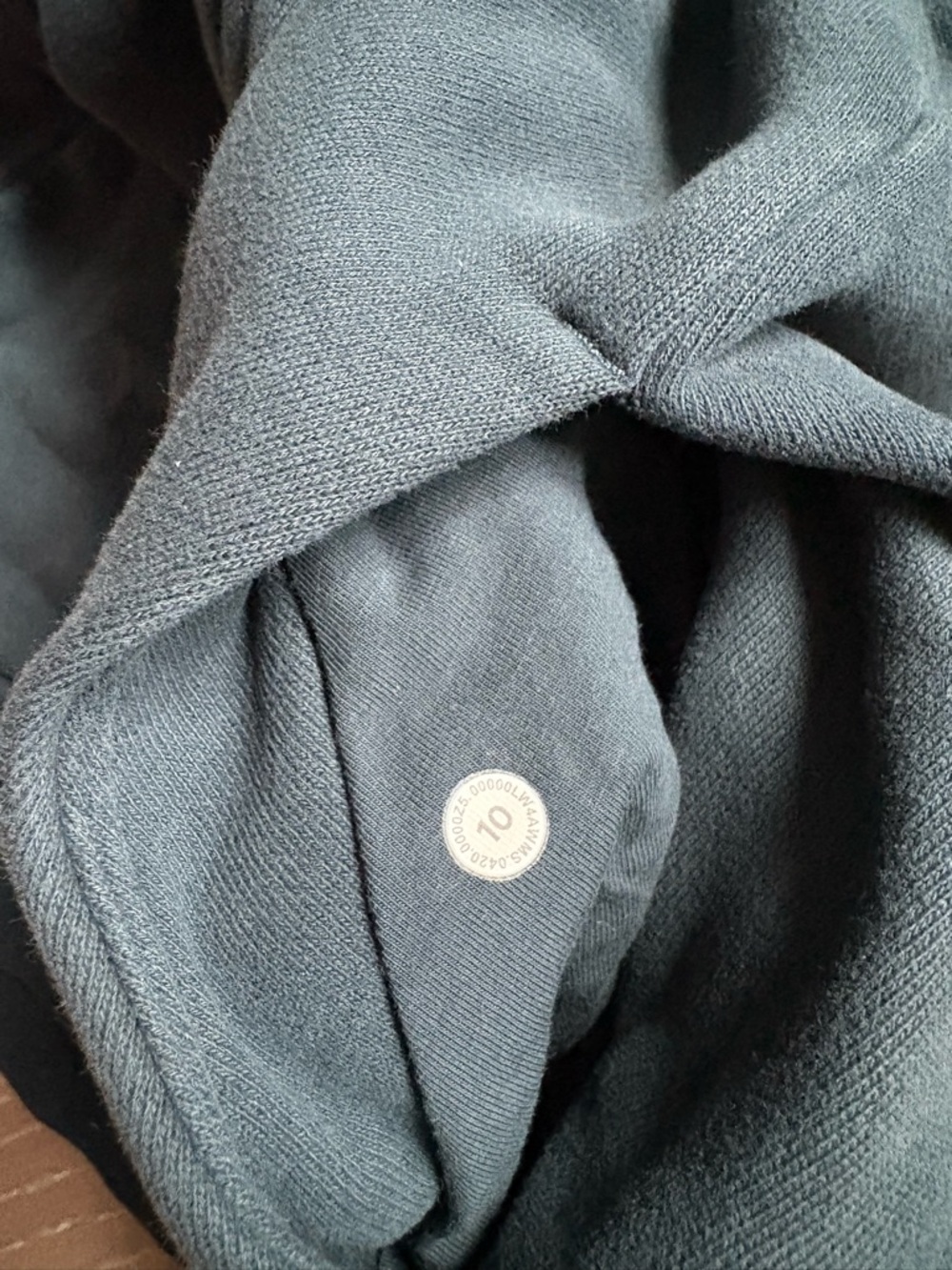 Vintage Lululemon Scuba full zip in Submarine size 10 - Picture 4 of 4
